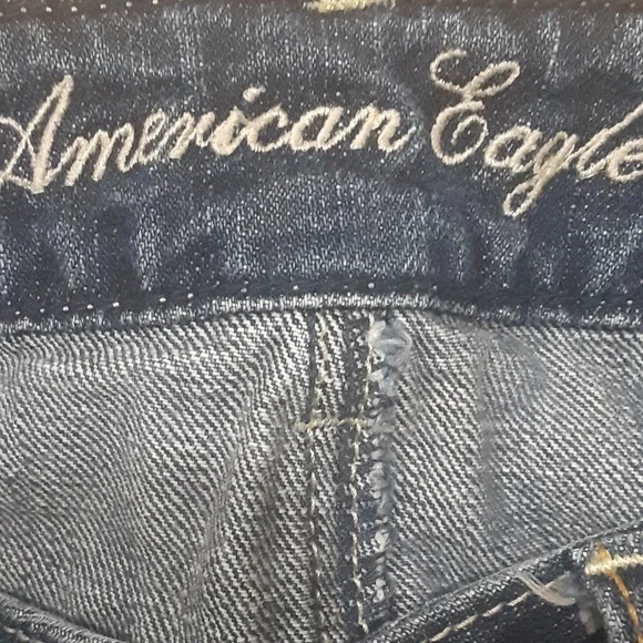 American Eagle Jean Shorts - Picture 3 of 4